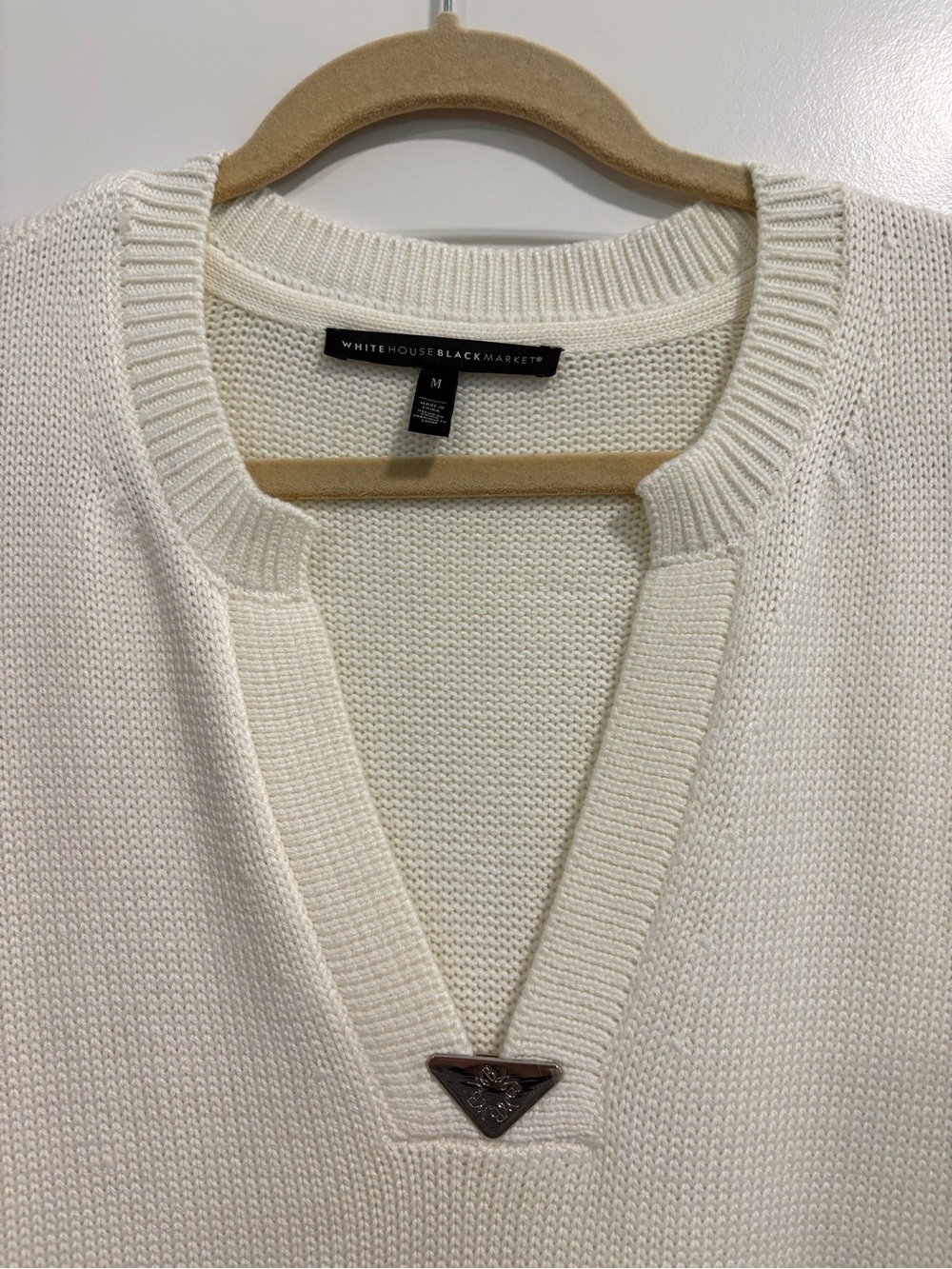 White House Black Market Cream V-Neck Knit Sweater - Picture 2 of 4